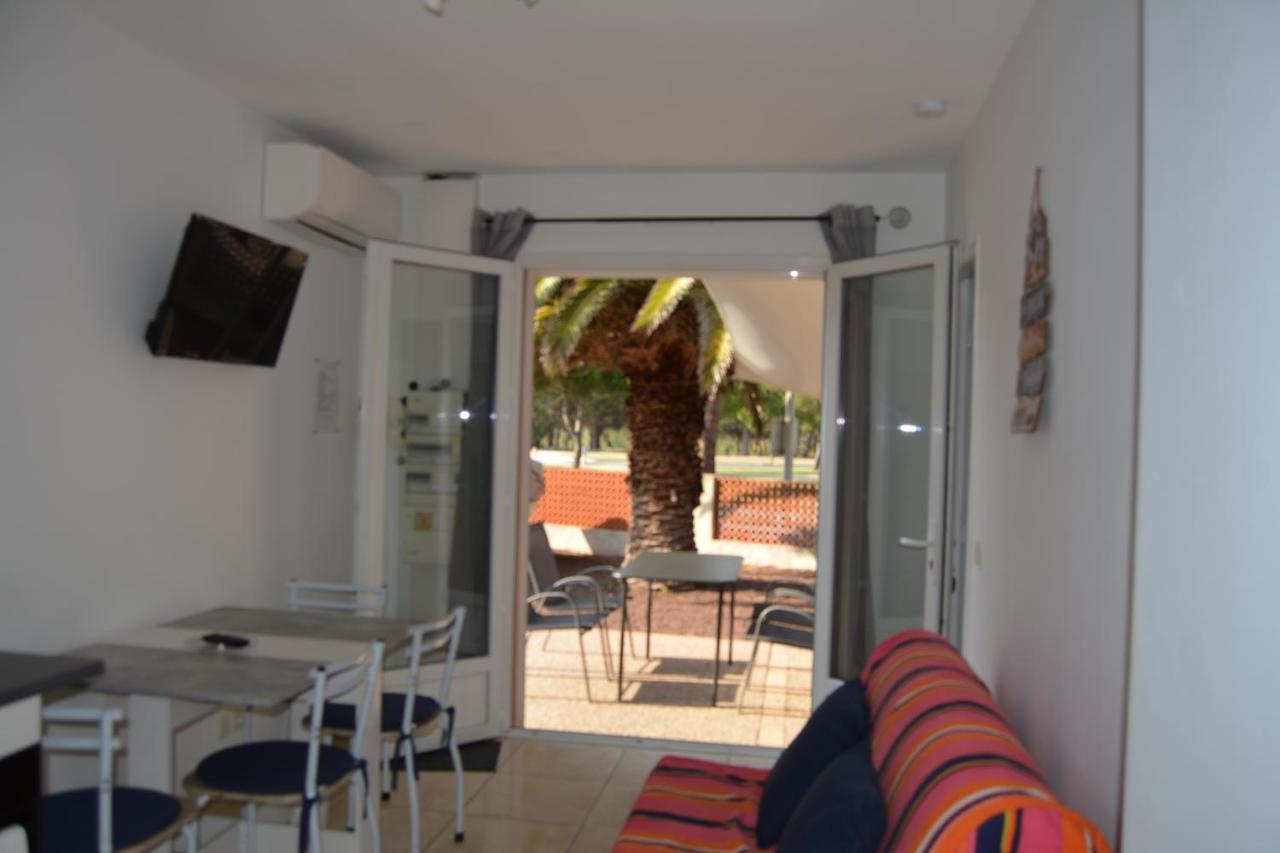 Apartamento La Vie Est Belle Le Barcarès Exterior foto